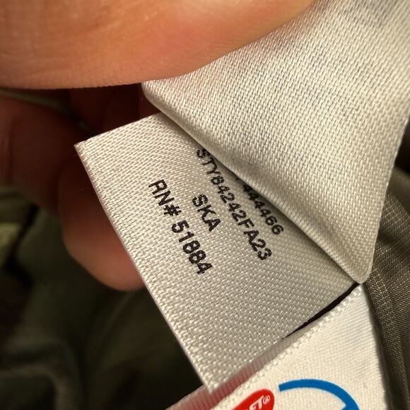 Patagonia Nano Puff Quilted Puffer Vest Mens M Green 84242 Primaloft Packable - Picture 5 of 10